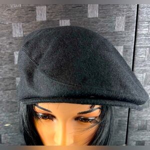 Amicale Pure 100% Camel Cashmere Black Newsboy Cap Hat Size S/M
